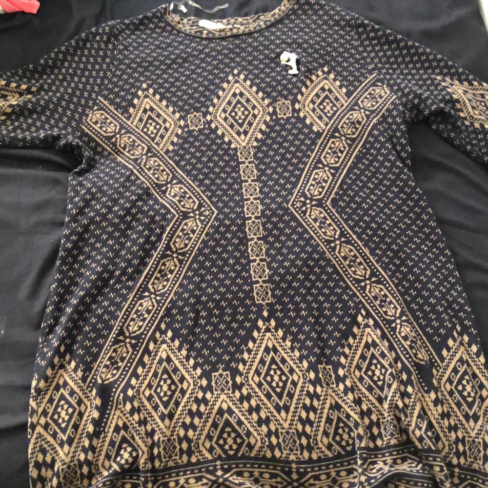 Women’s plus size sweater